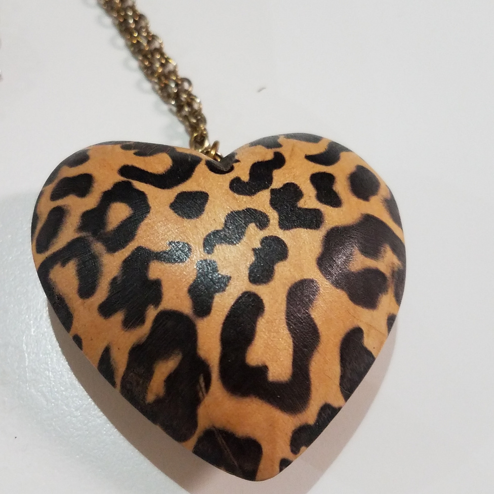 Large Wooden Leopard Print Pendant Necklace